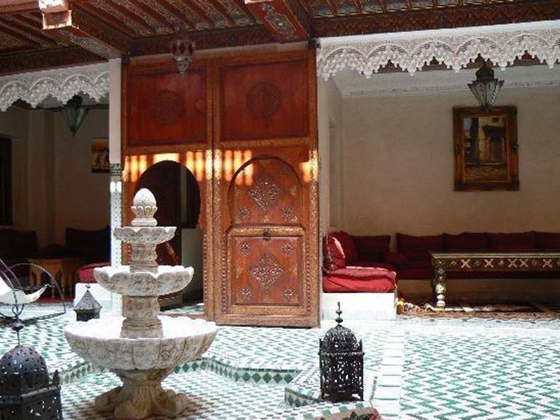 The Central House Marrakech Medina Марракеш Экстерьер фото